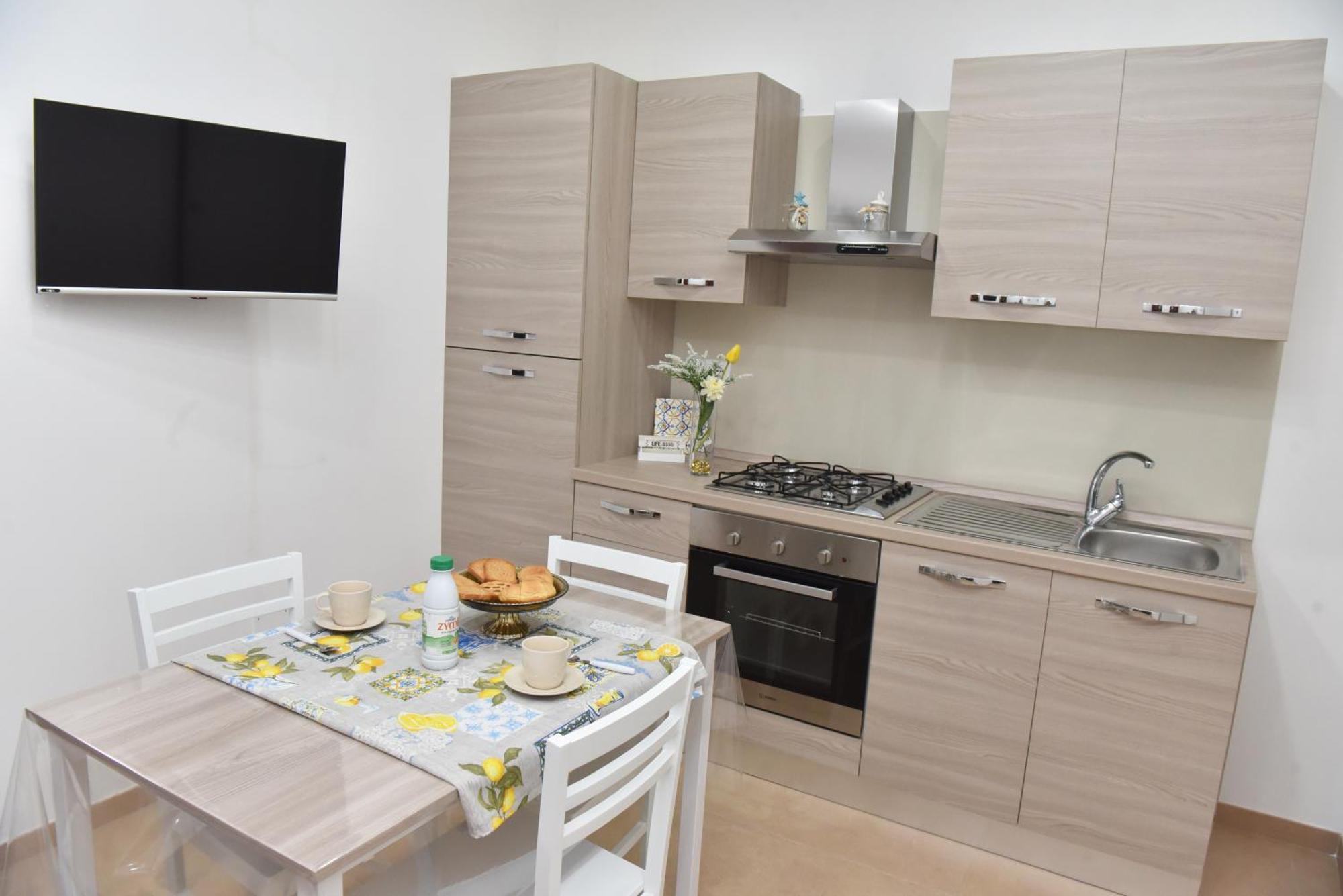 La Bella Costiera Home 산테지디오델몬테알비노 외부 사진