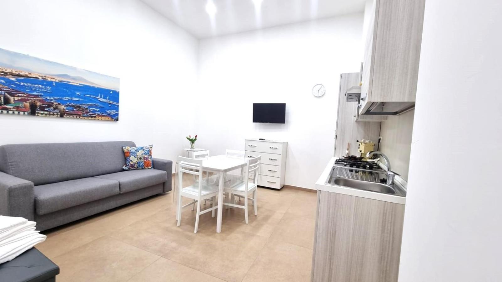 La Bella Costiera Home 산테지디오델몬테알비노 외부 사진